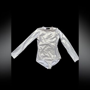 ✨Silver long sleeve bodysuit with high neck and cut out back✨